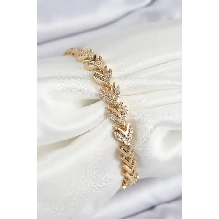 Pirinç Zirkon Taşlı Sıralı Ok Model Gold Renk Kadın Bileklik
