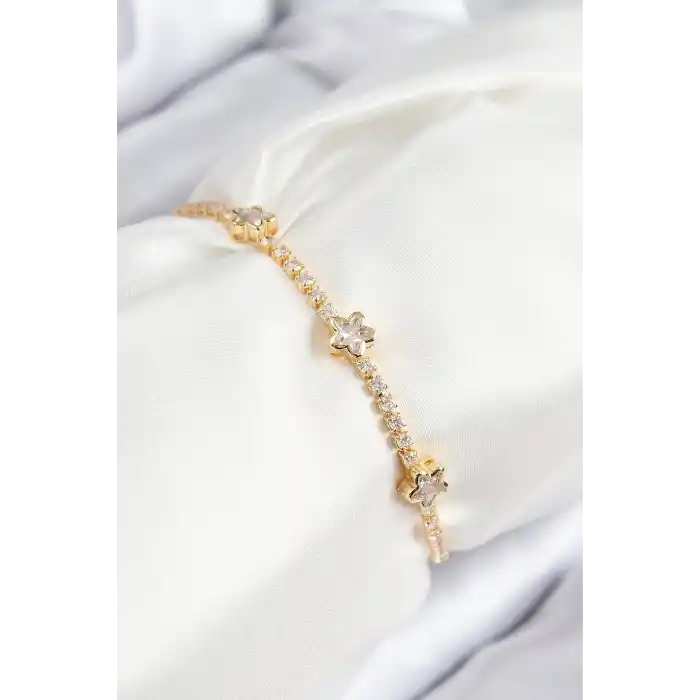 Pirinç Zirkon Taşlı Yıldız Model Gold Renk Asansörlü Kadın Bileklik