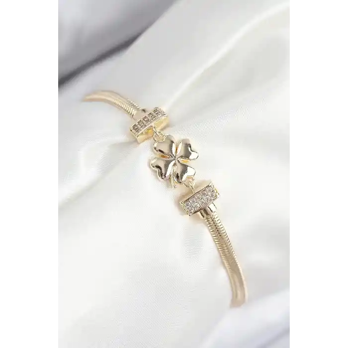 Pirinç Zirkon Taşlı Yonca Model Gold Renk Kadın Bileklik
