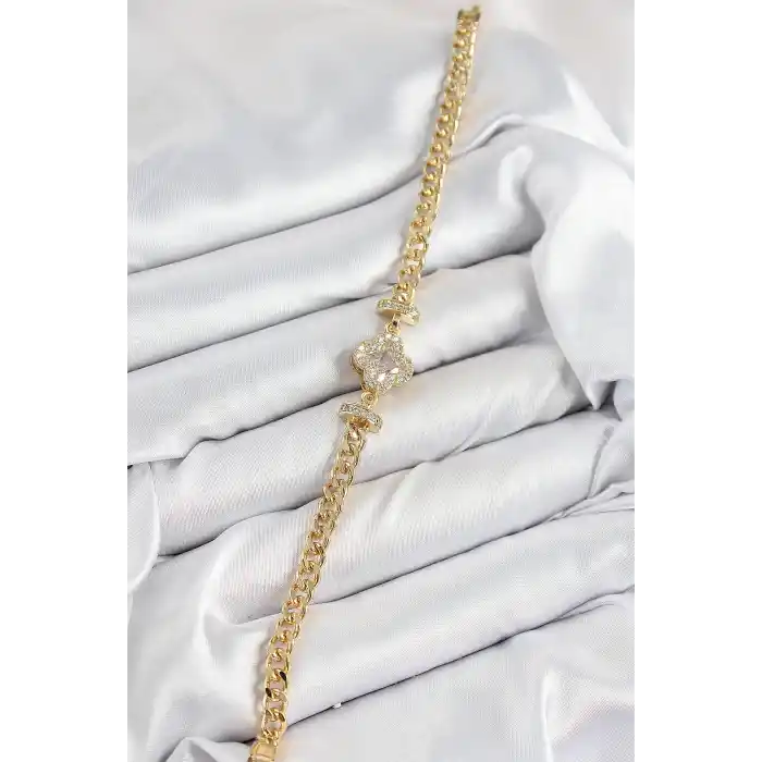 Pirinç Zirkon Taşlı Yonca Model Gold Renk Kadın Bileklik