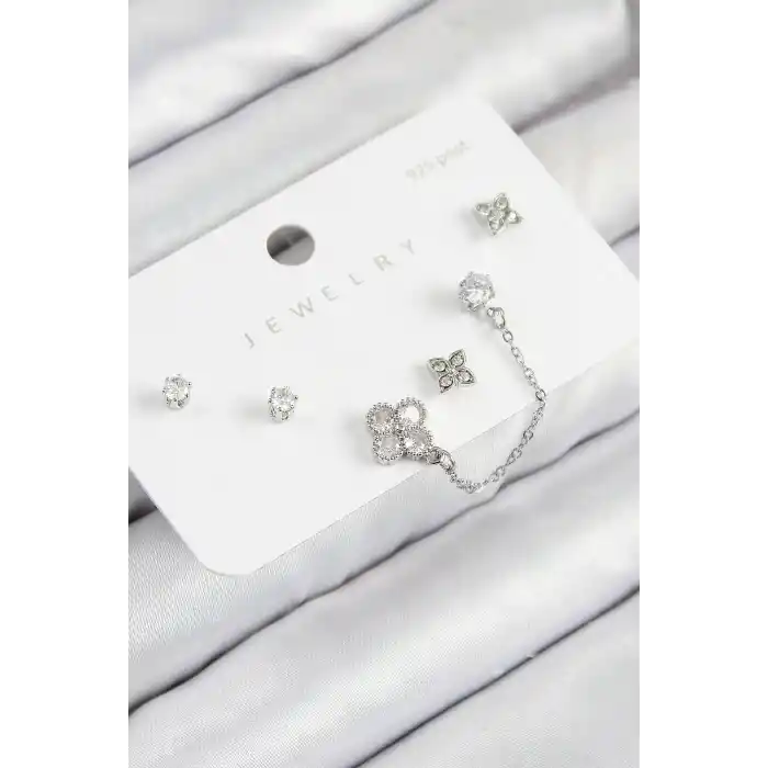 Pirinç Zirkon Taşlı Yonca Model Gümüş Renk 925 Ayar Gümüş Çivi Kadın Küpe Set
