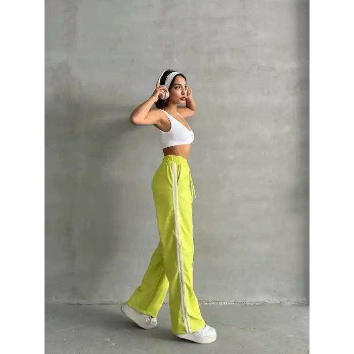 Şeritli deri pantolon yeşil h26430