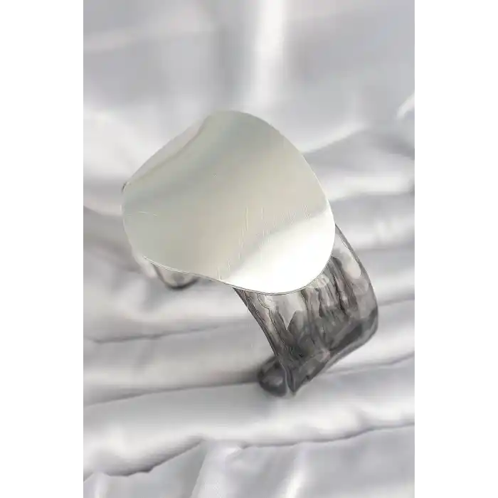 Siyah Mermer Desen Akrilik Pilastik Gümüş Plaka Model Vintage Kadın Bilezik