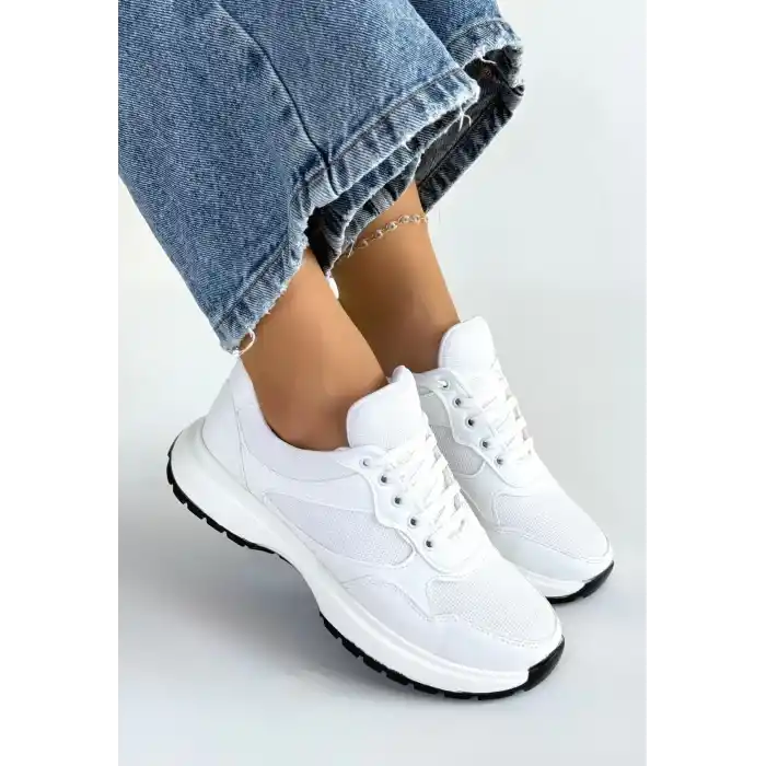 Slar Beyaz Cilt Bağcıklı Spor Ayakkabı