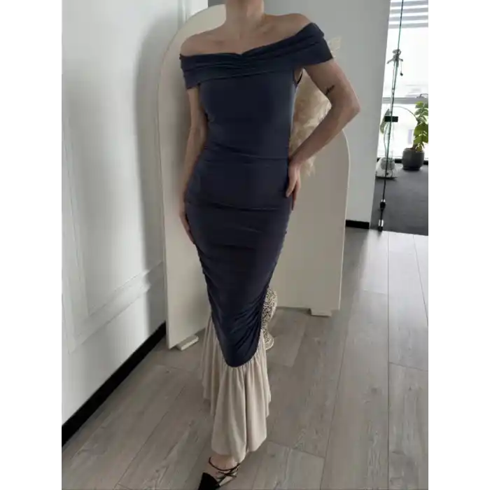 Striptiz Omuzlu Uzun Elbise- Füme