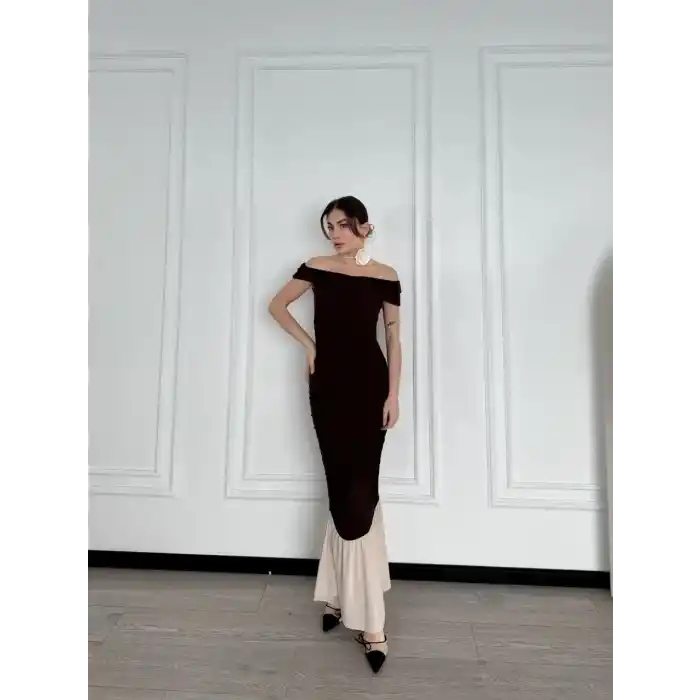 Striptiz Omuzlu Uzun Elbise- Kahve