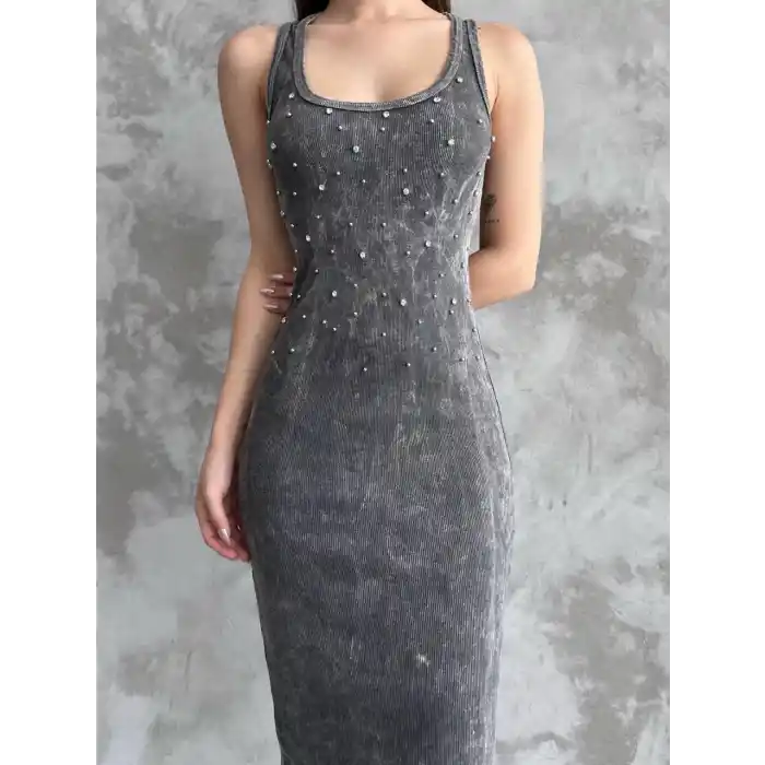 Taşlı askılı elbise