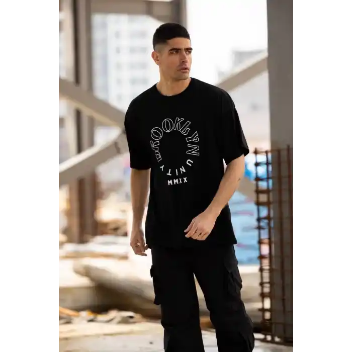 Unisex Bisiklet Yaka Baskılı Oversize T-Shirt - Siyah