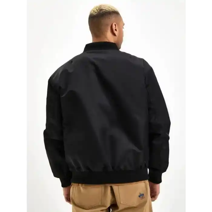 Unisex Siyah Bomber Mont – Su İtici Kumaş, Kapitone Astarlı, Fermuarlı ve Günlük Kullanıma Uygun Ceket- Siyah