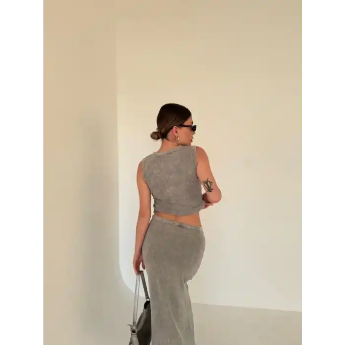 Uzun Etekli Önü Düğmeli Badi İkili Takım- Gri