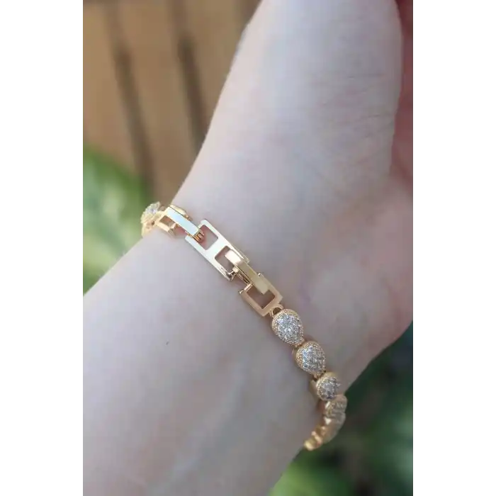 Vip Seri Pirinç Zirkon Taşlı Gold Renk Damla Model Bileklik