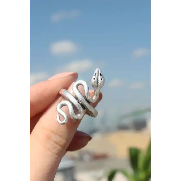 Yılan Figürlü Metal Ayarlamalı Antik Yüzük
