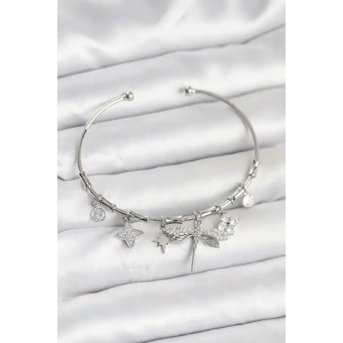 Yusufçuk Charmlı Gümüş Renk Pirinç Kadın Bileklik