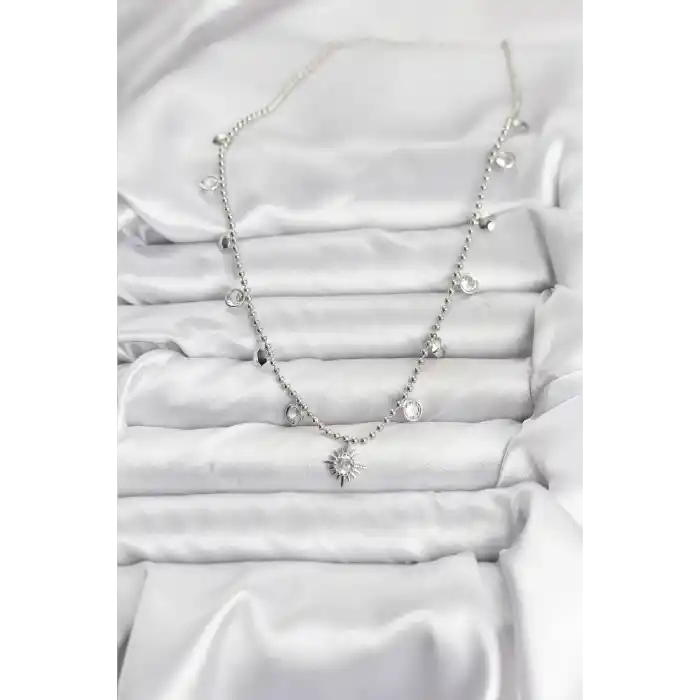 Zirkon Taşlı Kutup Yıldızı Model Pirinç Gümüş Renk Kadın Kolye