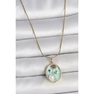 316L Çelik Gold Renk Zincir Mavi Çiçek İşlemeli İnci Detay Portre Model Kadın Kolye