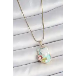 316L Çelik Gold Renk Zincir Mavi Mineli İncili Çiçek İşlemeli Portre Model Kadın Kolye