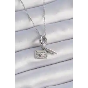 316L Çelik Gümüş Renk Kalp Detay Mektup Figür Charm Model Kadın Kolye