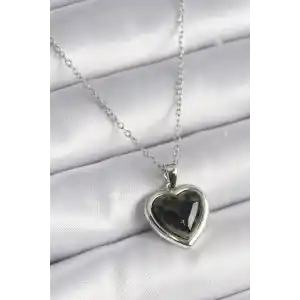 316L Çelik Gümüş Renk Yeşil Mineli Kalp Model Kadın Kolye