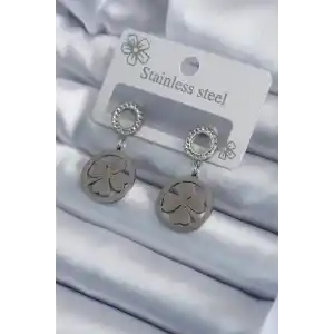 316L Çelik Gümüş Renk Zirkon Taşlı Yonca Model İşleme Detay Kadın Küpe