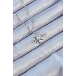 316L Çelik Zincir Gümüş Renk Baget Taşlı İnci Detay Kutup Yıldızı Kolye