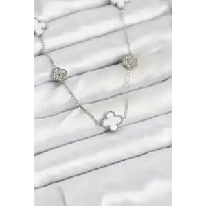 316L Çelik Zincir Gümüş Renk Beyaz ve Zirkon Taşlı Yonca Kadın Kolye
