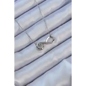 316L Çelik Zincir Gümüş Renk Zirkon Taşlı Minimal Kalp Figür Sonsuzluk Kolye