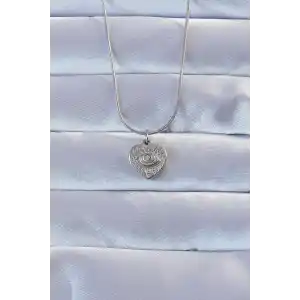 316L Gümüş Renk Zirkon Taşlı İşlemeli Göz Detay Kalp Kolye