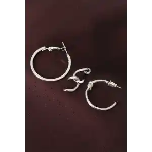 Düğüm Model Gümüş Renk Metal Çoklu Halka Küpe