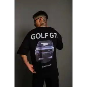 Erkek Oversize Baskılı Tişört – Golf GTI Retro Araba Desenli, Ön & Arka Dijital Baskı, Sokak Modası Stil - Siyah