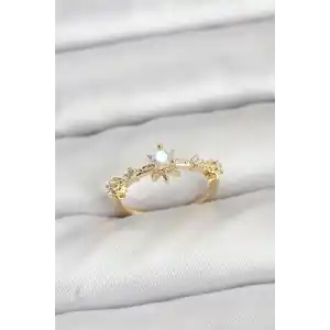 Gold Renk Pirinç Yıldız Model Kadın Yüzük