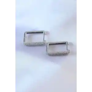 Gümüş Renk Kare Model Zirkon Taşlı Pirinç Kadın Küpe