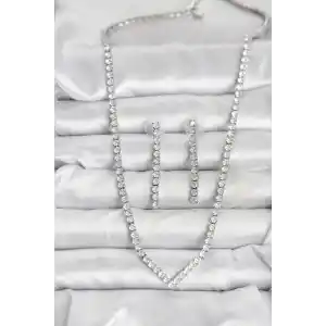 Gümüş Renk Zirkon Taşlı Kadın Kolye Küpe Seti