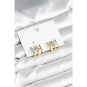 Kaburga Model Kutup Yıldızı Detaylı Gold Renk Kadın Küpe