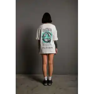 Kadın Sırt Baskılı T-shirt - Beyaz