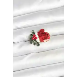 Kırmızı Model Yılbaşı Temalı Broş