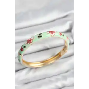 Mineli Pirinç Su Yeşili Çiçek Motifli Gold Kadın Kelepçe