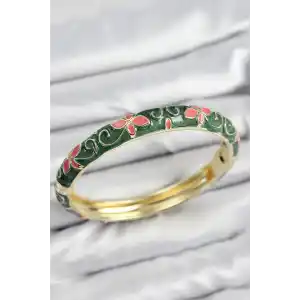 Mineli Pirinç Yeşil Çiçek Motifli Gold Kadın Kelepçe