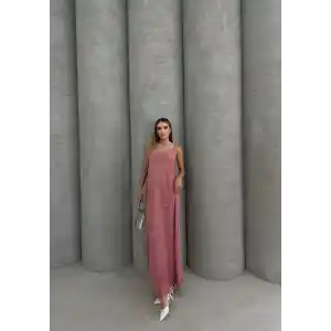 Piliseli uzun elbise