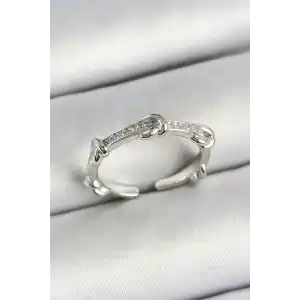 Pirinç Düğüm Figürlü Zirkon Taşlı Gümüş Renk Ayarlanabilir Kadın Yüzük
