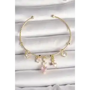 Pirinç Gold Renk Sallantı Zirkon Taşlı Kalp Figür Pembe Kalp Detay Charm Kadın Bileklik
