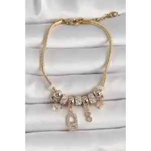 Pirinç Gold Renk Zincir Sallantı Zirkon Taşlı Messika Figür Yıldız Detay Kadın Bileklik