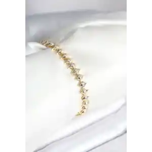 Pirinç Gold Renk Zirkon Taşlı Baklava Model Kadın Bileklik