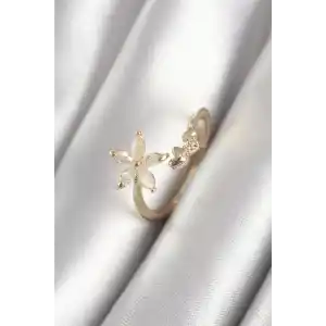Pirinç Gold Renk Zirkon Taşlı Çiçek Model Kalp Detay Kadın Yüzük