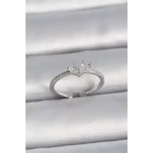 Pirinç Gümüş Renk Ayaralanabilir Zirkon Taşlı Kalp Model Kadın Yüzük