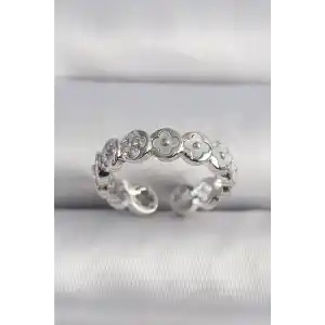 Pirinç Gümüş Renk Beyaz Sedefli Yonca Model Kadın Yüzük