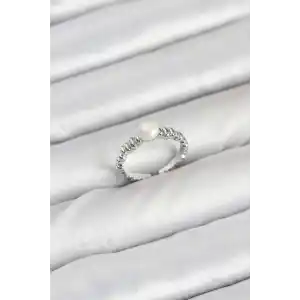 Pirinç Gümüş Renk Göbek İnci Model Kadın Yüzük