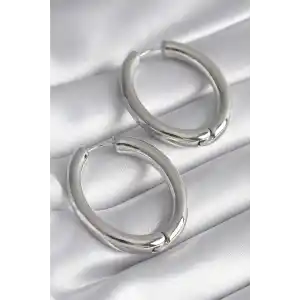 Pirinç Gümüş Renk Halka Model Kadın Küpe