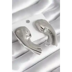 Pirinç Gümüş Renk İşlemeli Kadın Küpe