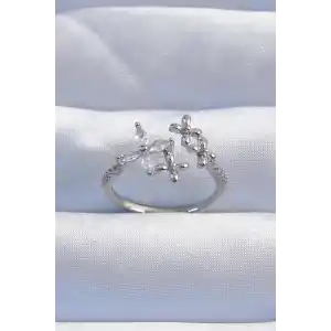 Pirinç Gümüş Renk Zirkon Taşlı Çiçek Model Ayarlanabilir Yüzük