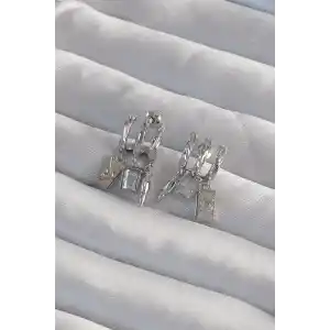 Pirinç Gümüş Renk Zirkon Taşlı Çoklu Aksesuarlı Yarım Halka Kaburga Küpe